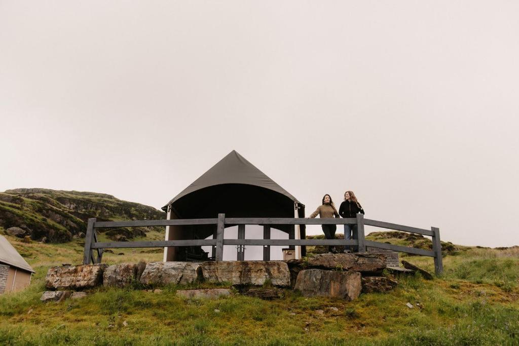 Hotel Llechwedd Glamping Blaenau Ffestiniog Esterno foto