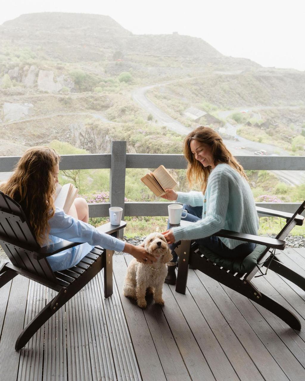 Hotel Llechwedd Glamping Blaenau Ffestiniog Esterno foto